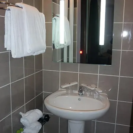 L'hospitalet Saint Charles 2*